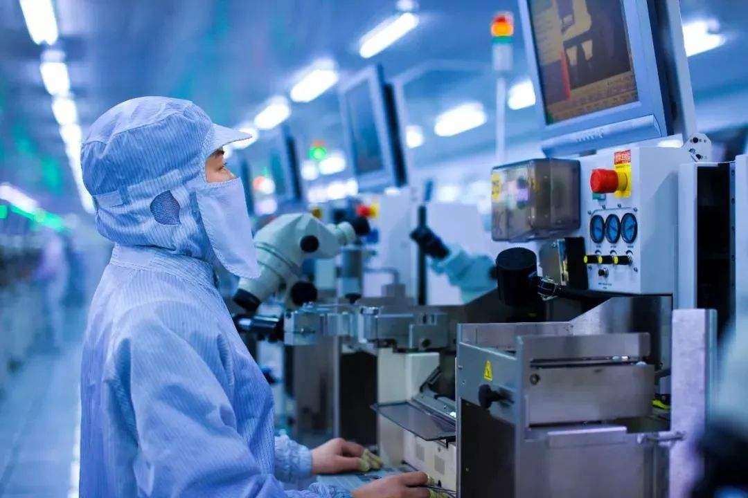 千級半導(dǎo)體潔凈車間的圖片 千級半導(dǎo)體潔凈車間的圖片