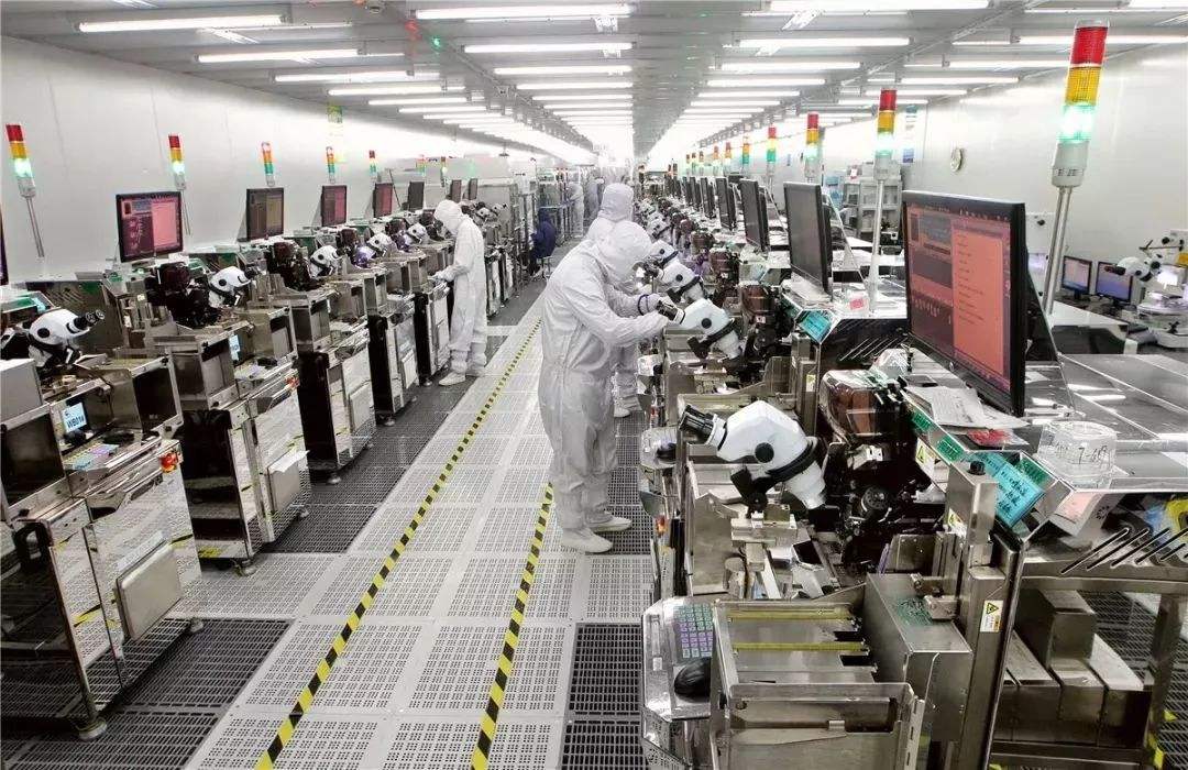 十級電子凈化車間的圖片 十級電子凈化車間的圖片